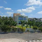 Harmony Seaview Apartment *