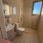 Harmony Seaview Apartament *