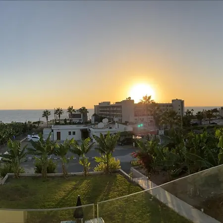 Harmony Seaview Apartment