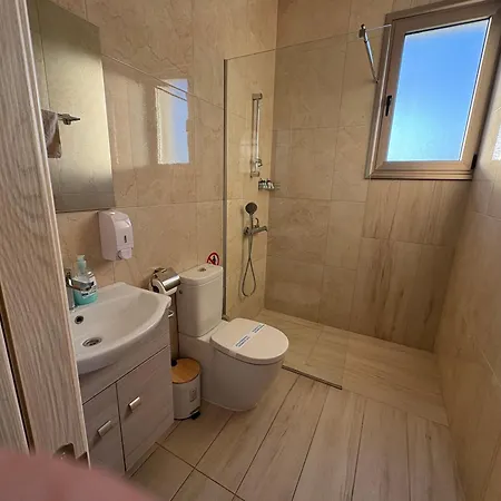 Harmony Seaview Apartment *