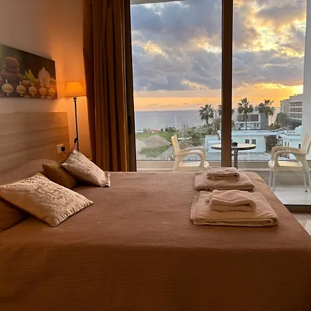 Harmony Seaview Apartamento Pafos