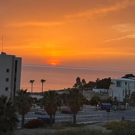 Harmony Seaview Apartment