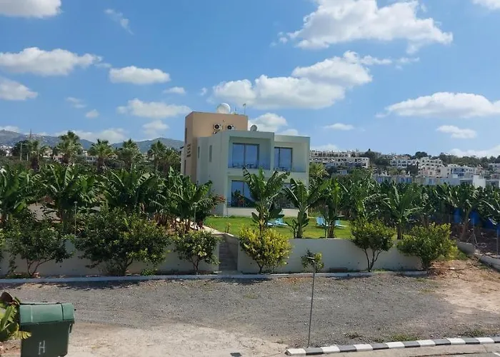 Harmony Seaview Apartment *