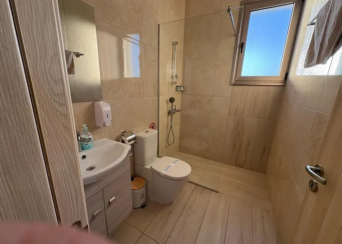 Harmony Seaview Apartment *